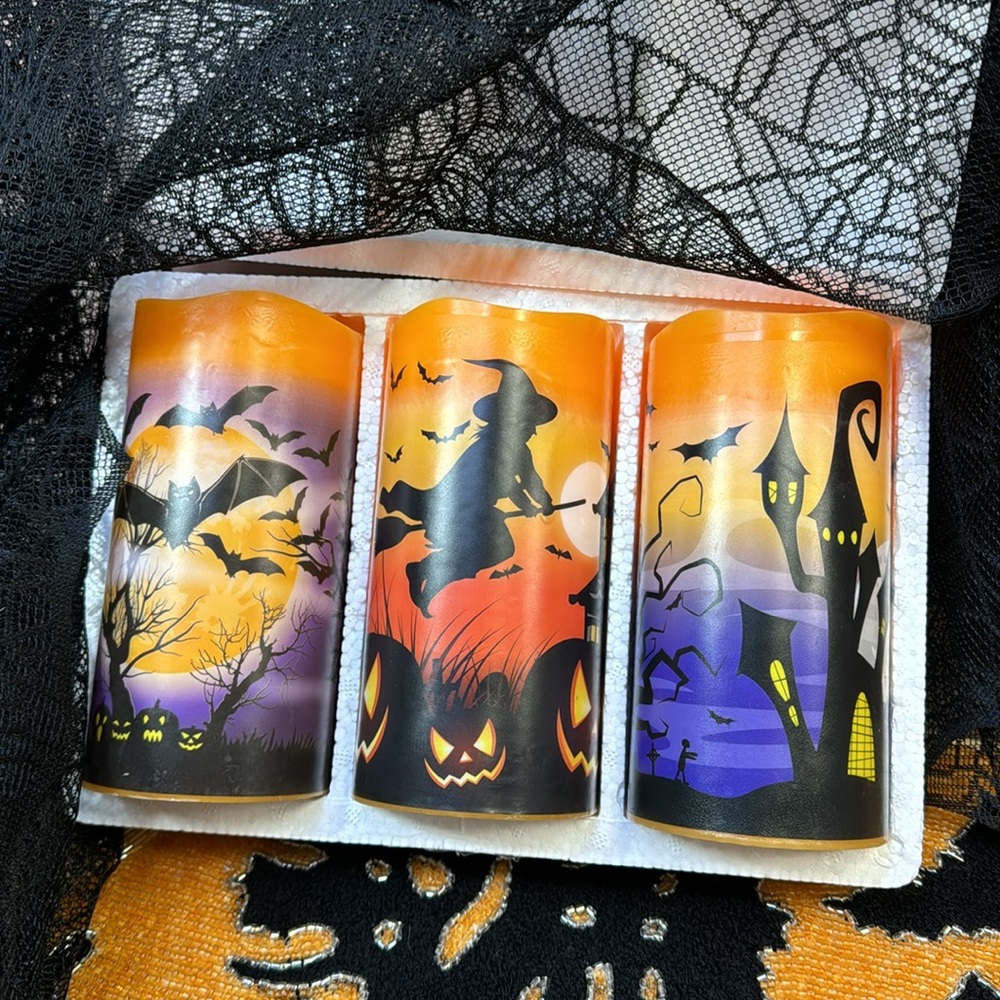 Spooky Halloween candles 3 x 6” LED candles with six hour timer-NIB
